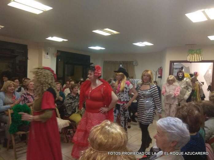 Desfile de mascaritas (Foto cedida a TA)